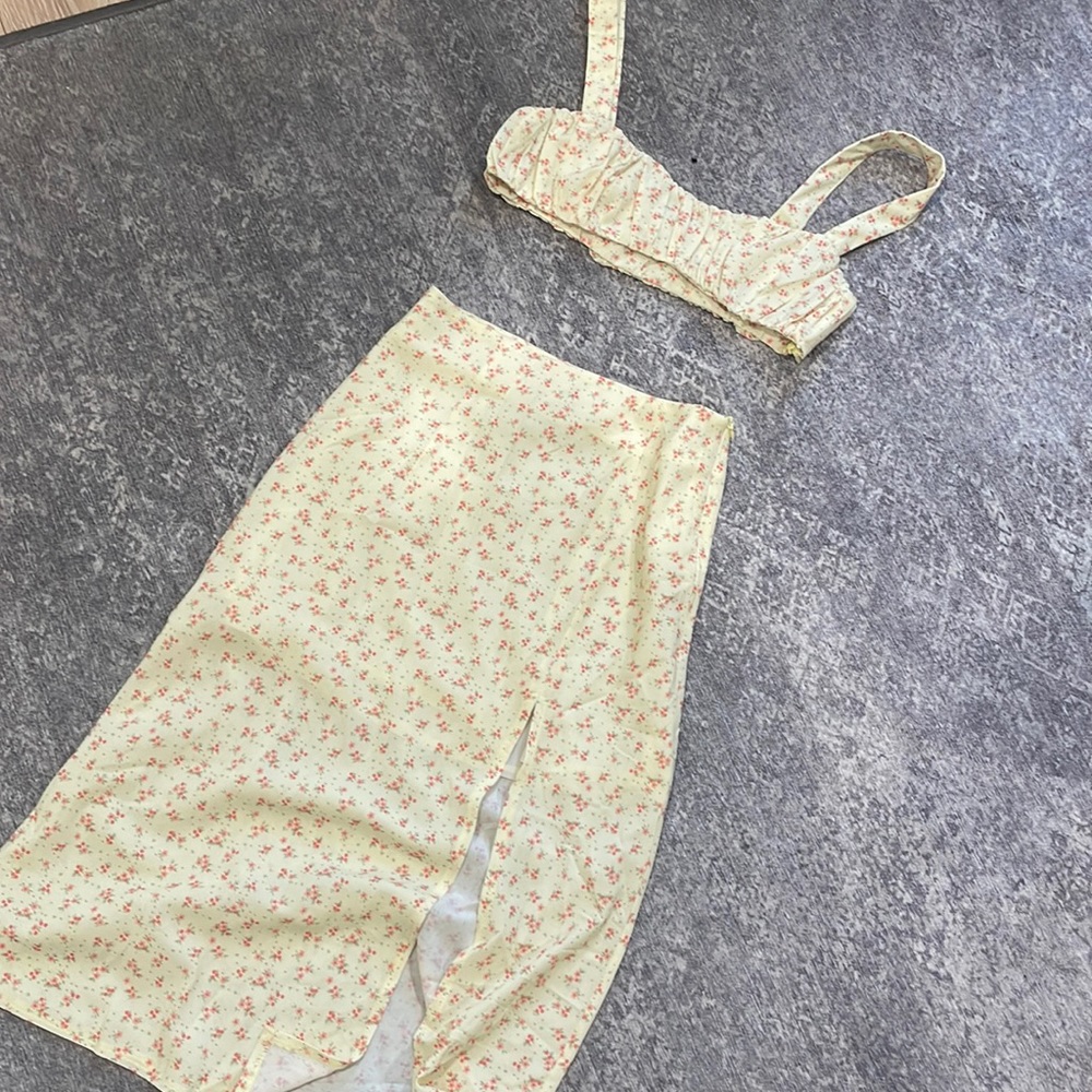 Princess Polly two piece floral set